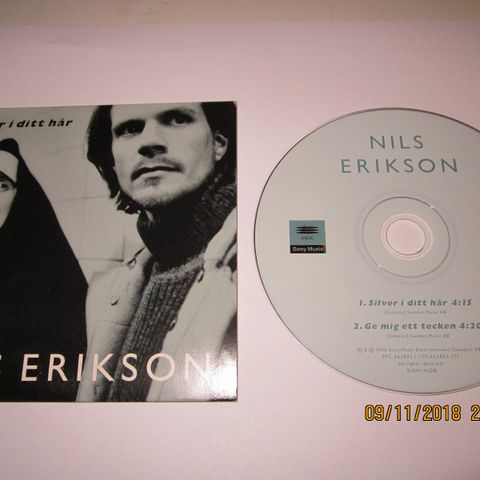 NILS ERIKSON / SILVER I DITT HÅR - CD SINGLE  KR. 10.-