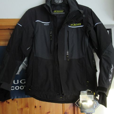 NY  Klim Keweenav Parka Black  str M