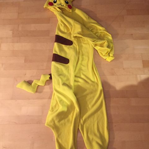 Pichachu unisex kostyme small/medium Pokémon Onesie