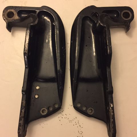 Motorfester  /  Brakett  Johnson  /  Evinrude  30 - 60 hk