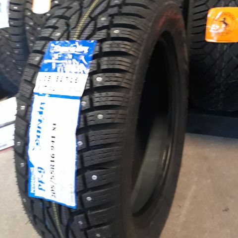 TILBUD! Vinterdekk 205/55 R16 SONAR PF-9 pigg