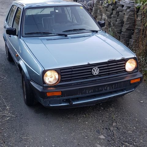 Golf 2 deller.