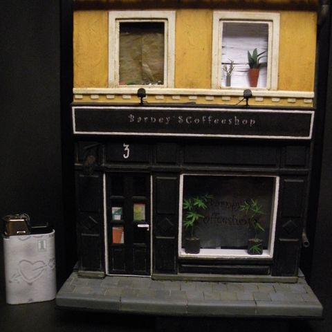 Barney`s Coffee Shop. Amsterdam. Miniatyr veggdisplay. Unik gave.