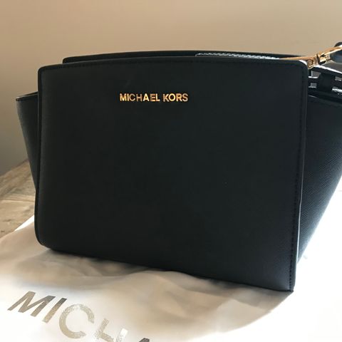 Michael Kors crossbody bag