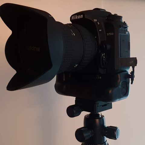 NIKON D7500 (Pakkepris med 3 objektiv)