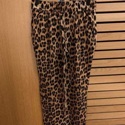 Zara bukse leopard