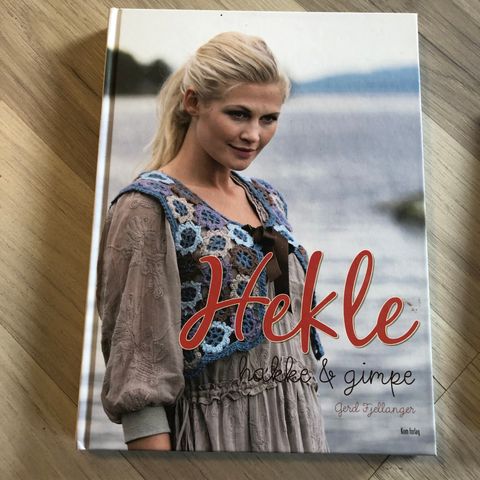 Håndarbeids bøker ( Hekle og sy )