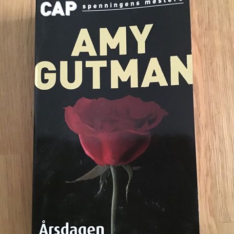 Pocketbok: Amy Gutman, årsdagen