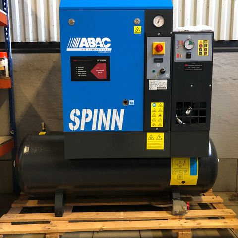 ABAC Spinn 5,5 kW skruekompressor   tank og kjøletørke