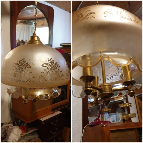 VINTAGE NYDELIGE SJELDEN TAKLAMPE I GLASS OG MESSING MED TRE LYSENHETER