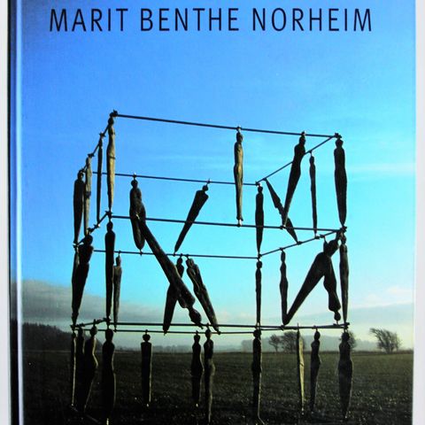 Billedkunstneren MARIT BENTHE NORHEIM - signert