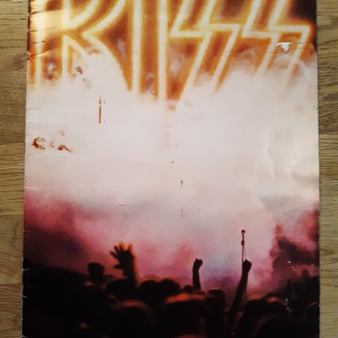 Kiss On tour, konsert-program fra Destroyer-turneen i 1976