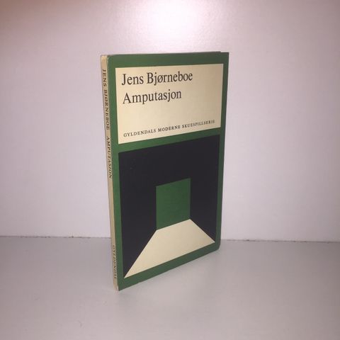 Amputasjon. Arenaspill i èn akt - Jens Bjørneboe. 1970