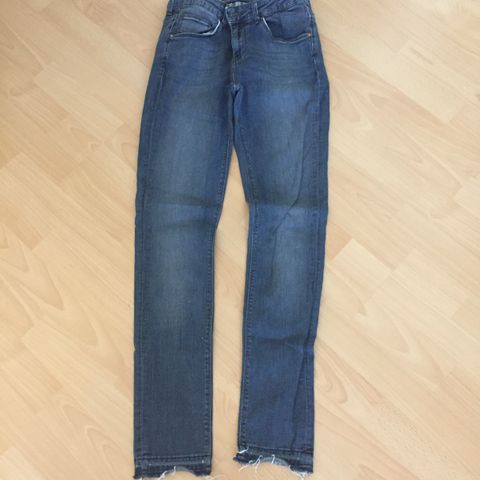 Jeans fra Carlings, Never Denim, str 29. Blå