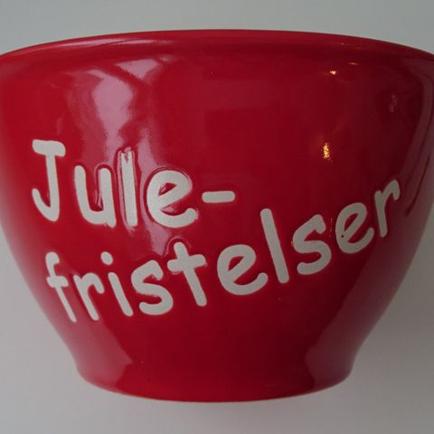 "Julefristelser" - skål - rød - jul!