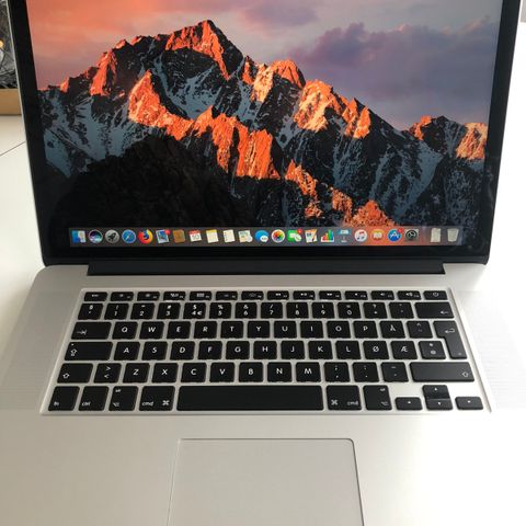 MacBook Pro 15 256GB 2015