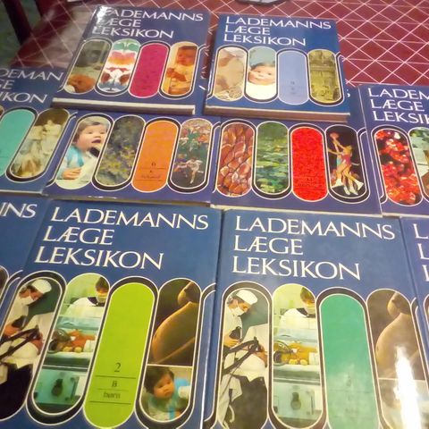 Lege leksikon (lademanns)10 bøker!ny pris 300