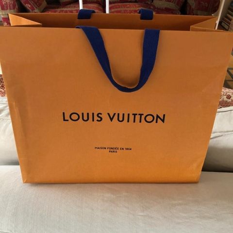 Louis Vuitton papirpose paperbag