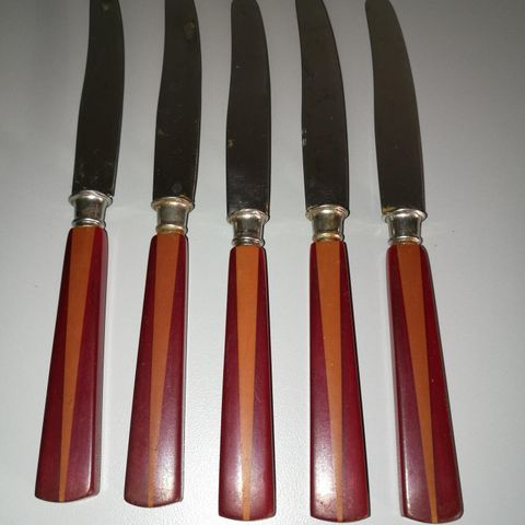 5 stk retro fruktkniver selges samlet.