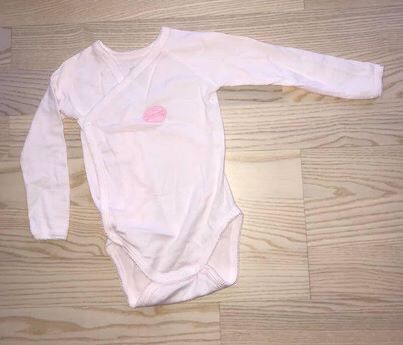 Ny body fra Petit Bateau str 74