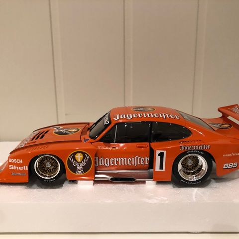 1:18 Ford Capri Turbo GR. 5 Jägermeister Minichamps