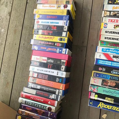 Gamle vhs kjøpes