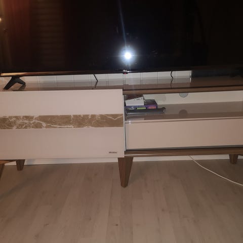 Annonsebilde