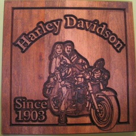 HARLEY DAVIDSON - TRESNITT BILDE