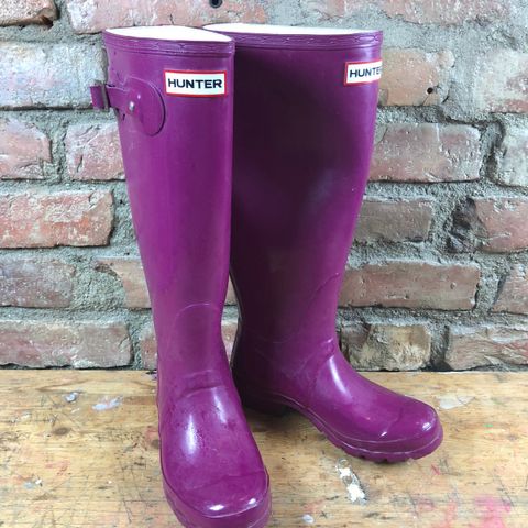 Knee high purple gummistøvler fra Hunter. Strl 36