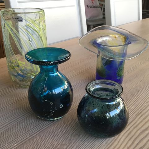 Vaser i kunstglass, signert