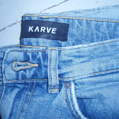 KARVE Jeans Kmd Tight bleached størrelse 28