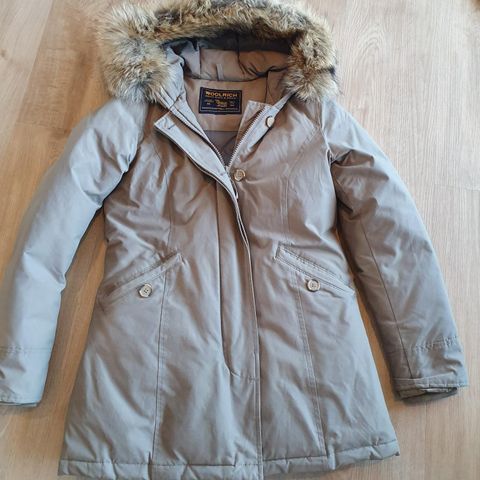 Woolrich parka str M beige