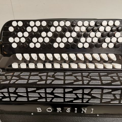 Borsini 4 korig knappetrekkspill, norsk system