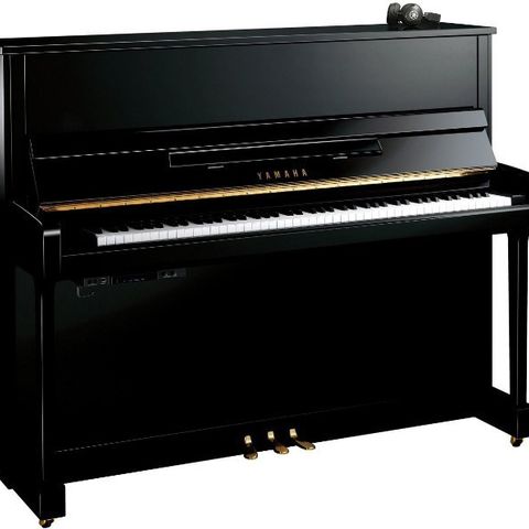 Nyhet på lager! - Yamaha B3e SC3 PE akustisk piano med silentsystem