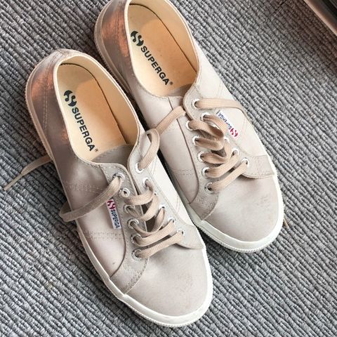 Superga damesko- str 40