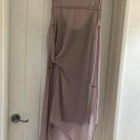 Zara asymetrisk kjole