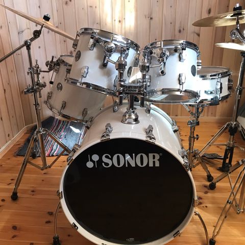 Meget pent brukt Sonor Force 3005 komplett sett selges vemodig