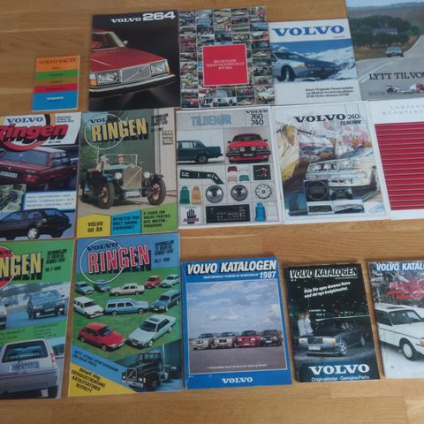 Reduserte priser: Volvo brosjyrer og kataloger fra 70- og 80-tallet