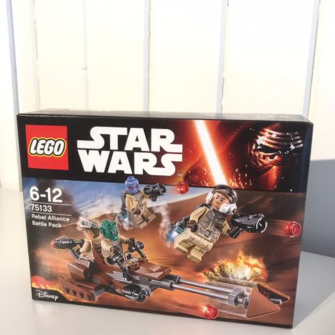 Lego Star Wars: 75133 selges helt ny!