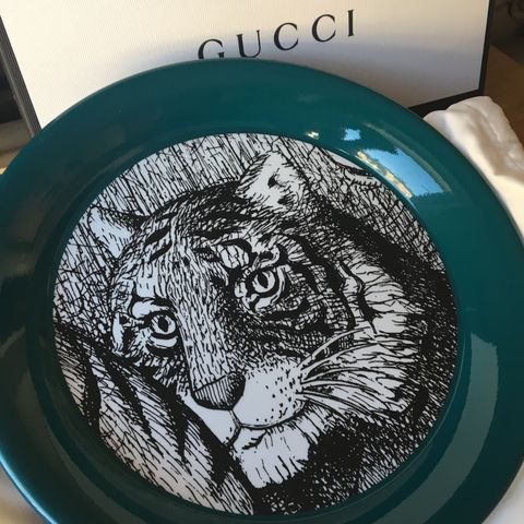 Nytt serveringsbrett fra Gucci