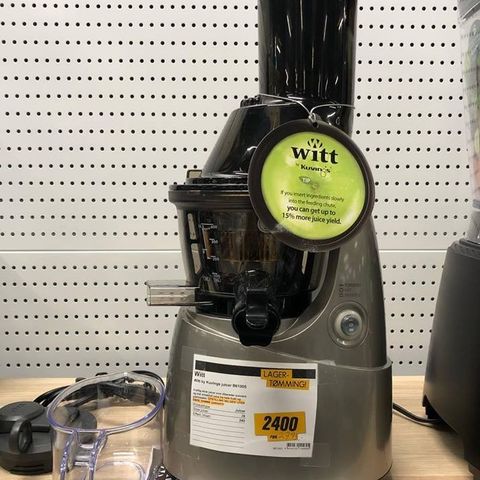 Witt by kuvings slow juicer (Utstilling selges spar 695)