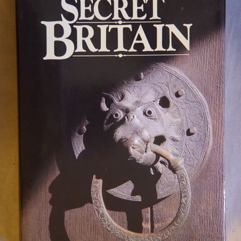 Secret Britain: illustrert faktabok