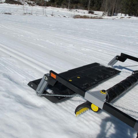 Snowmover STG506 skisporslodd