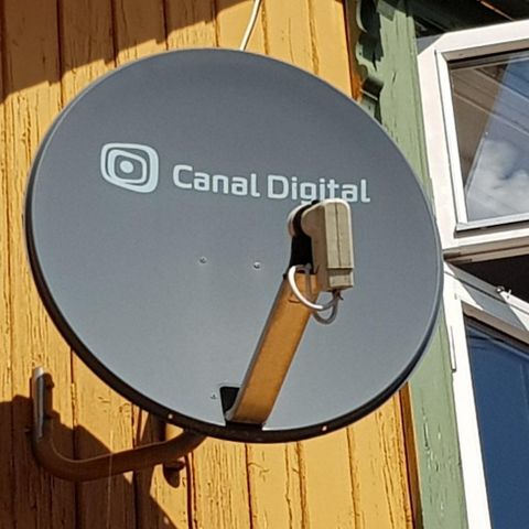 Canal digital parabol m/ hd dekoder.