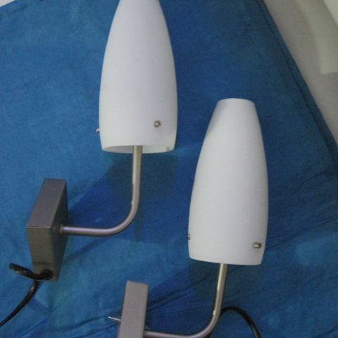 VeggLampe fra lampe huset 2 stk samlet Selges  kr 800,-