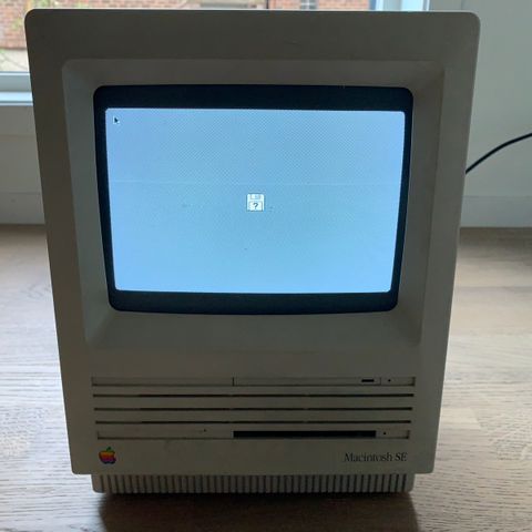 Macintosh SE M5011 - fungerer ikke