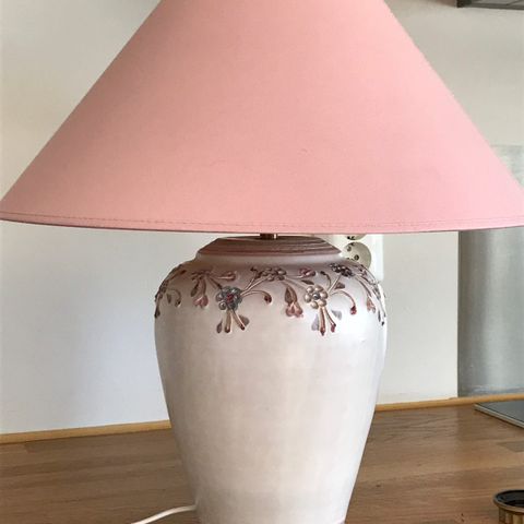 Bordlampe i italiensk keramikk