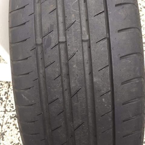 Continental sommmerdekk - 215/45R17