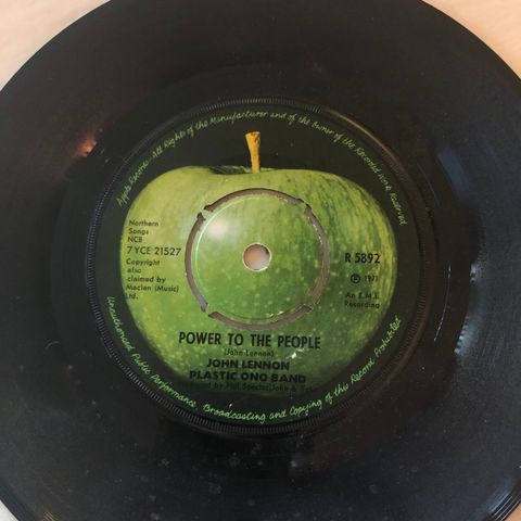 Vinyl singel: Power to the People , John Lennon plastic ono band