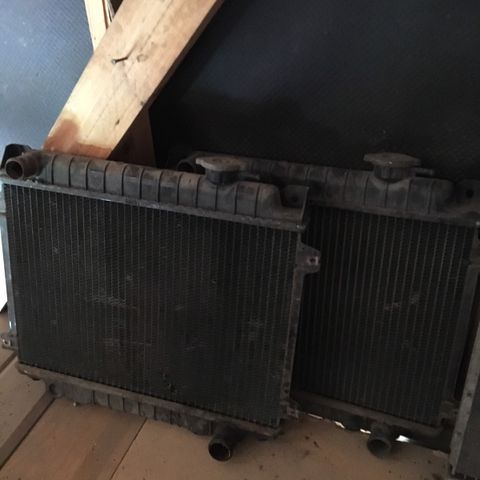 Radiator til mb 123 bil